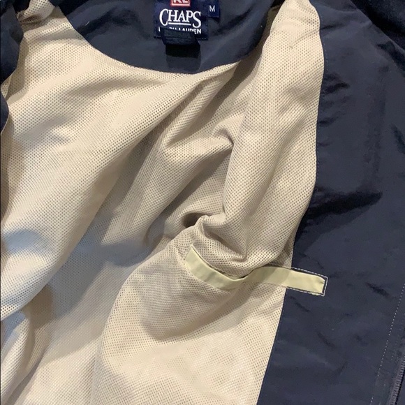 Jacket with built in hood - Picture 3 of 5